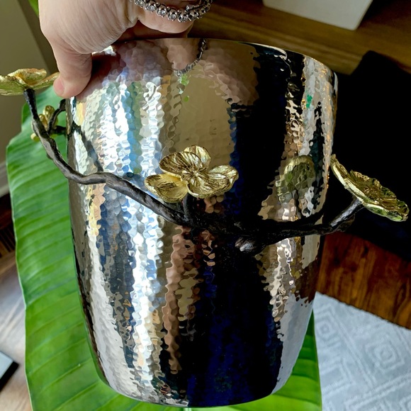 New in box Michael Aram gold orchid champagne bucket / ice bucket - Picture 8 of 11